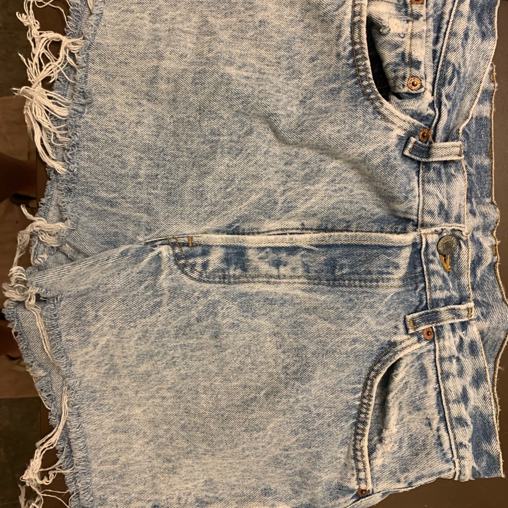 Levi cut offs
